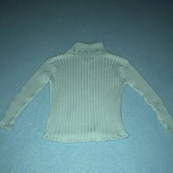 The Children’s Place ribbed scalloped sky blue sweater size 3T - Picture 2 of 4